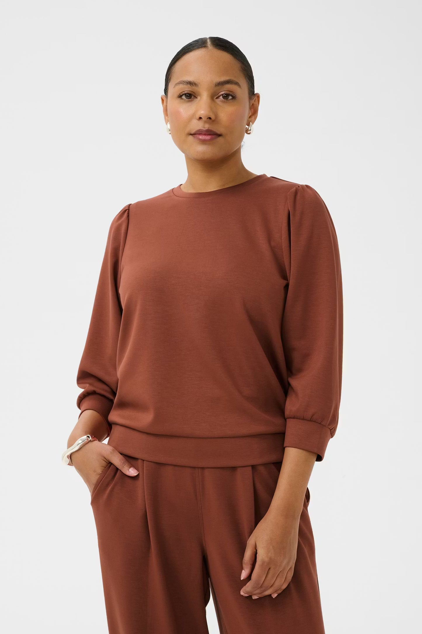KAFFE Annie Sweatshirt in Henna Brown