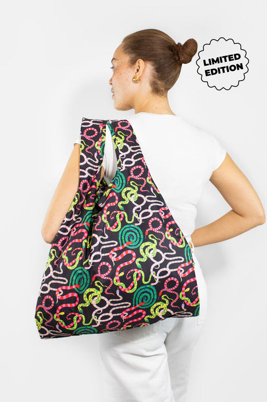 Kind Bag Bodil Jane Sizzling Snakes Paradise Medium Reusable Bag
