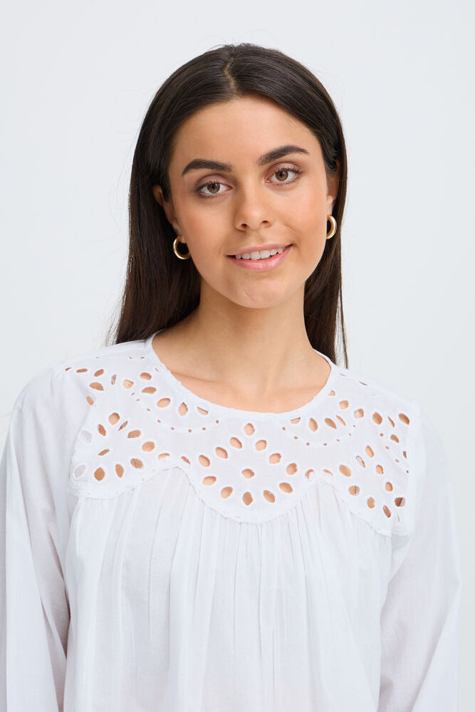 Fransa Lacita Blouse in Blanc De Blanc