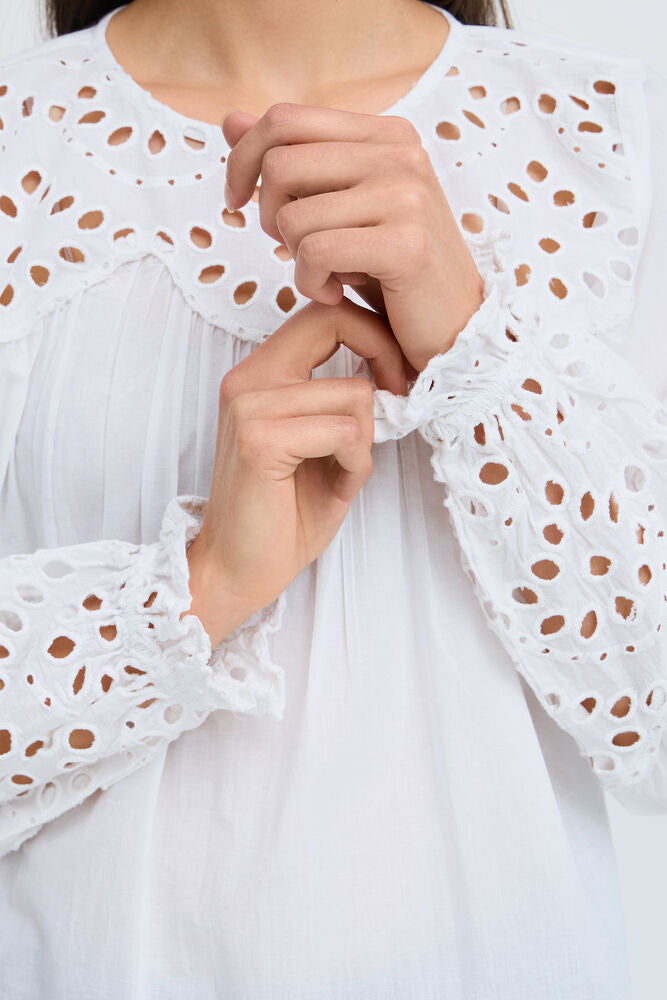 Fransa Lacita Blouse in Blanc De Blanc
