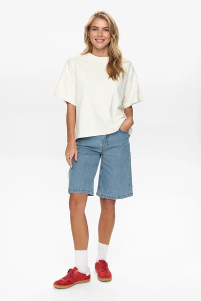 Numph Wonder Tee in Cloud Duster