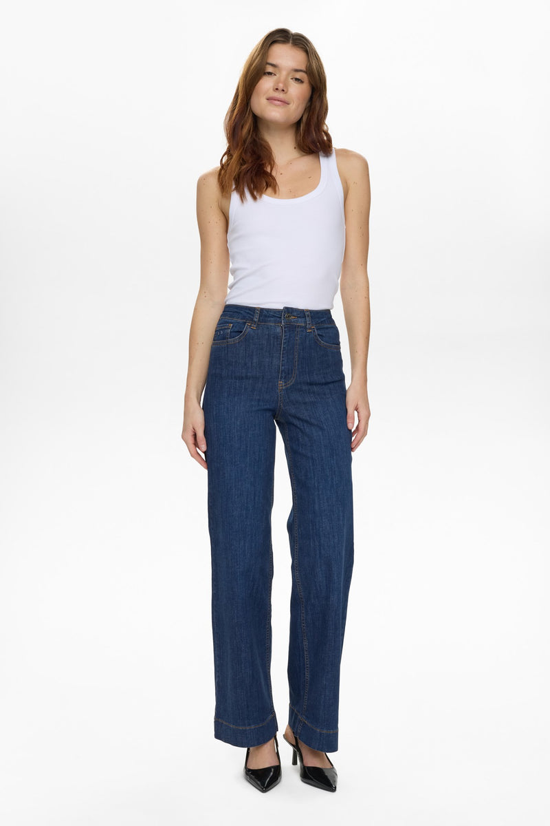 Numph Paris Wide Jean in Dark Denim