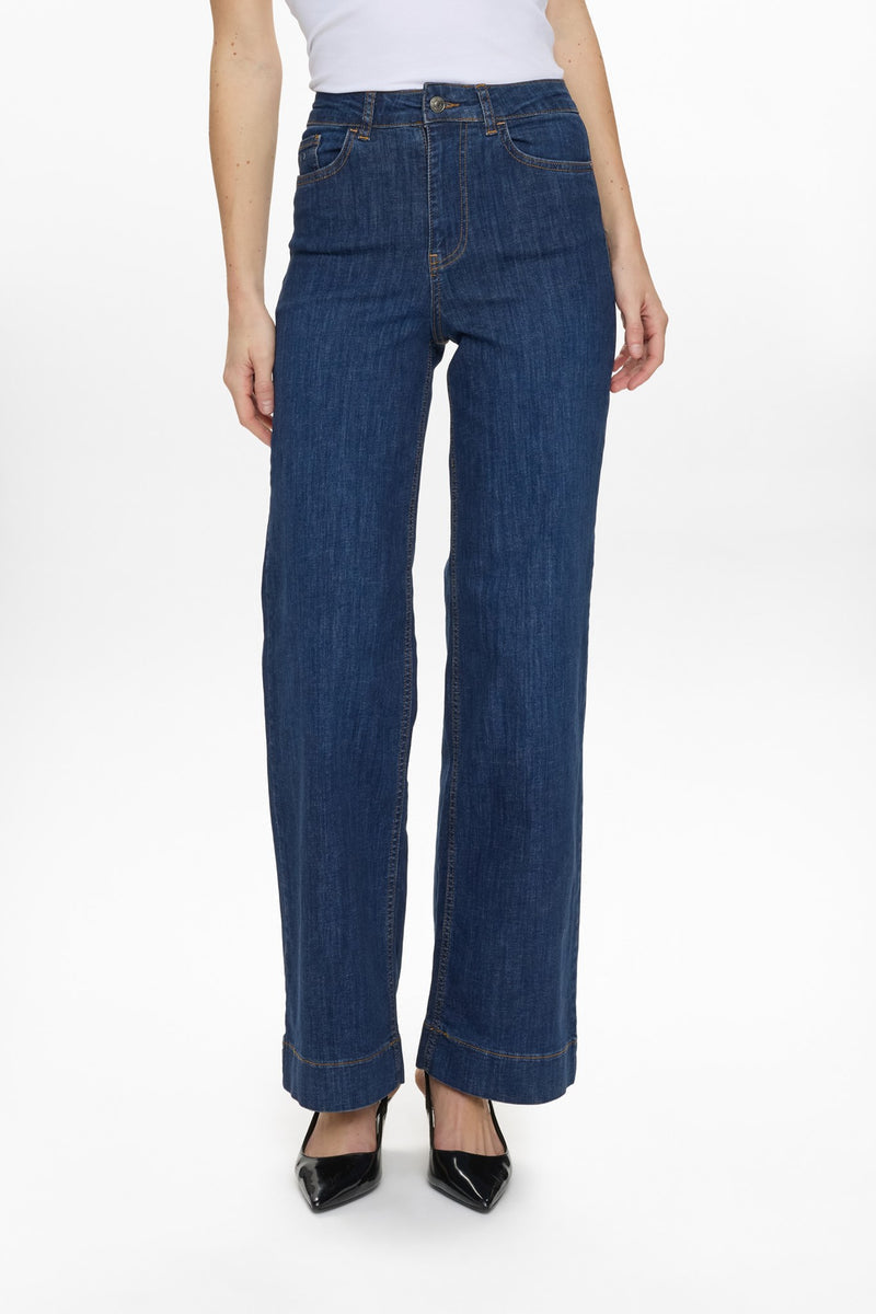 Numph Paris Wide Jean in Dark Denim
