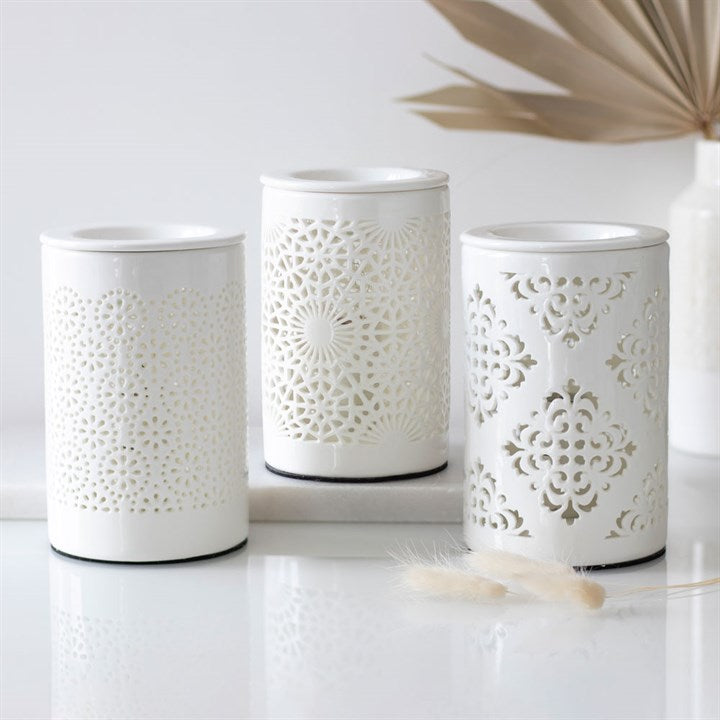 Lace Cut Out Electric Ceramic Oil Burner