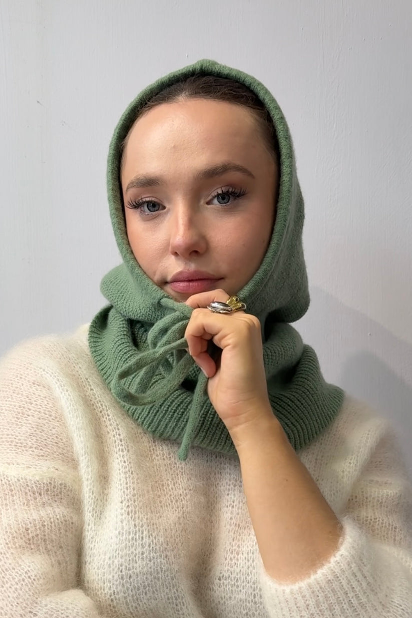 Ost London Rikke Cashmere Balaclava -Green