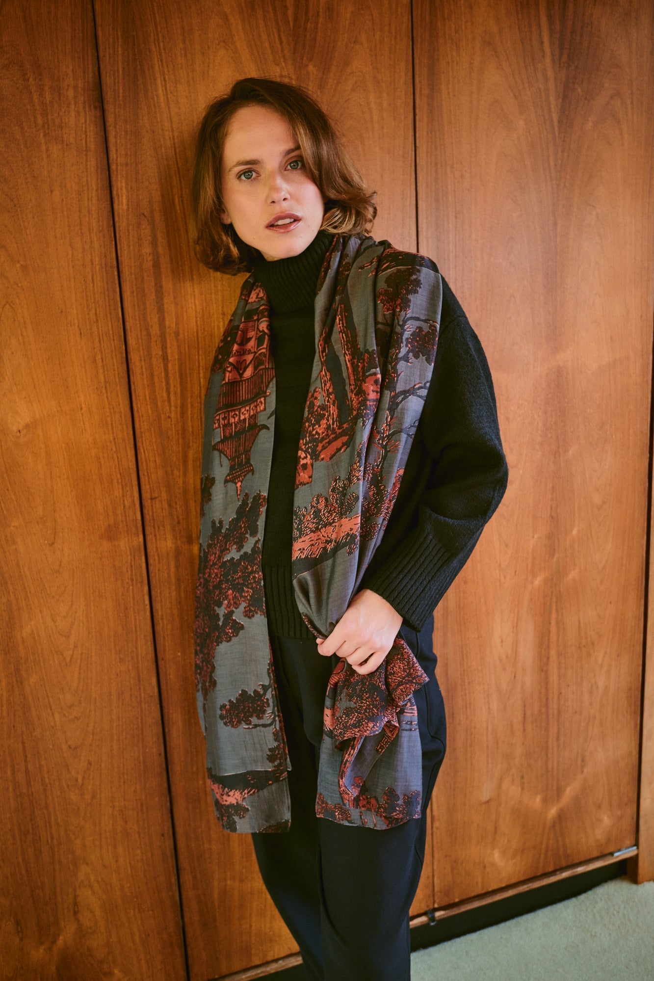 One Hundred Stars Pagoda Pewter Scarf