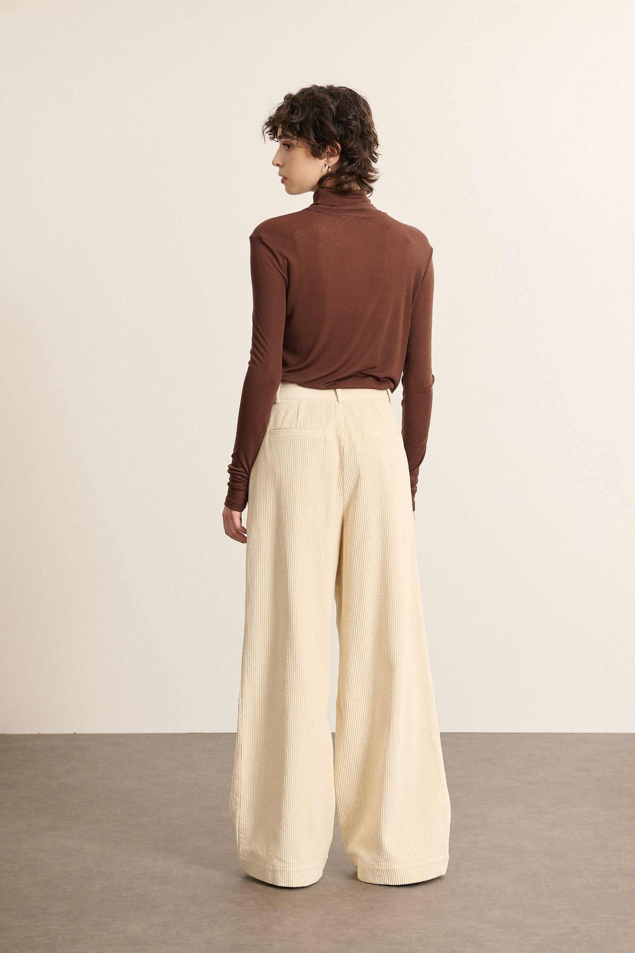 Garance Voltaire Trousers in Ecru