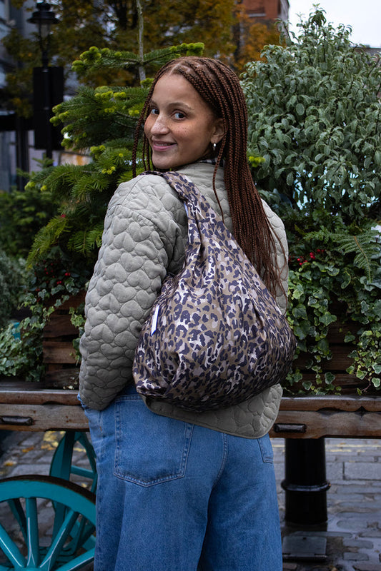 Kind Bag Leopard Medium Reusable Bag