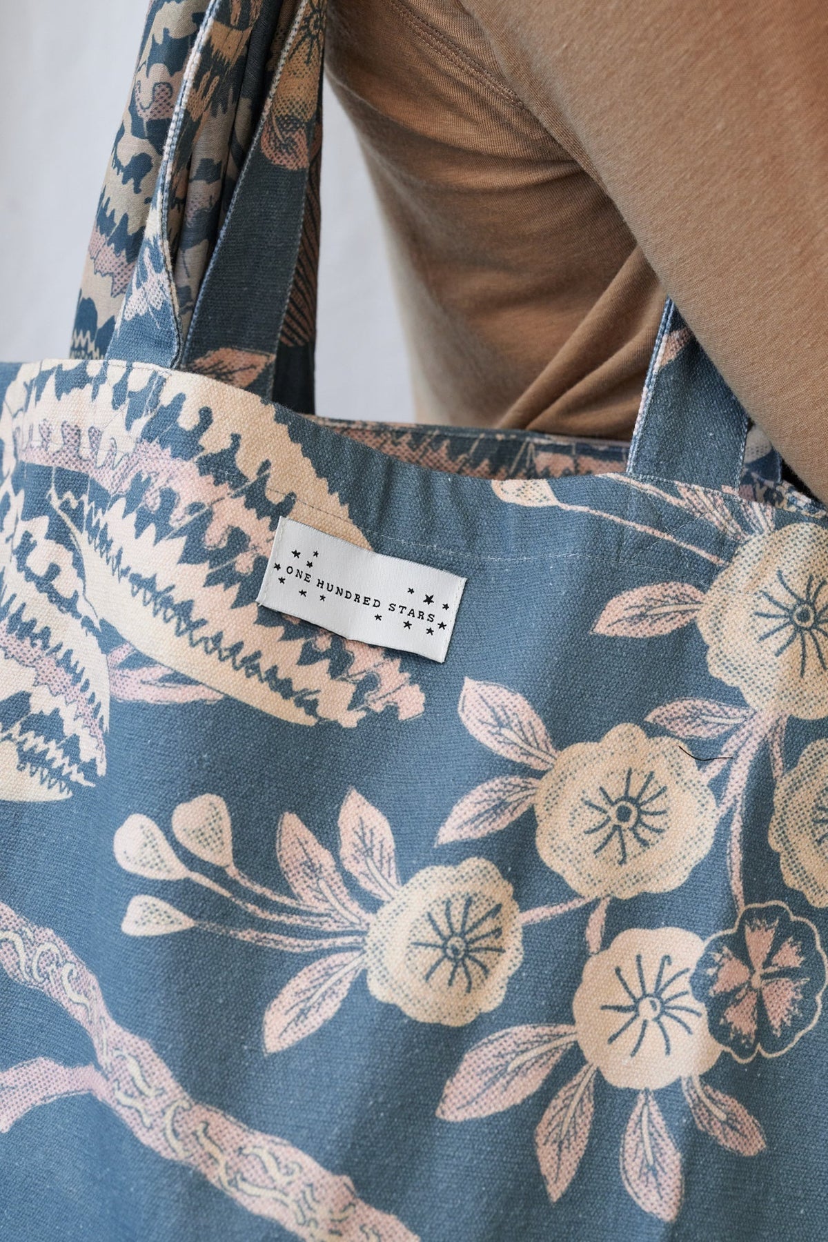One Hundred Stars Rosa Blue Canvas Bag