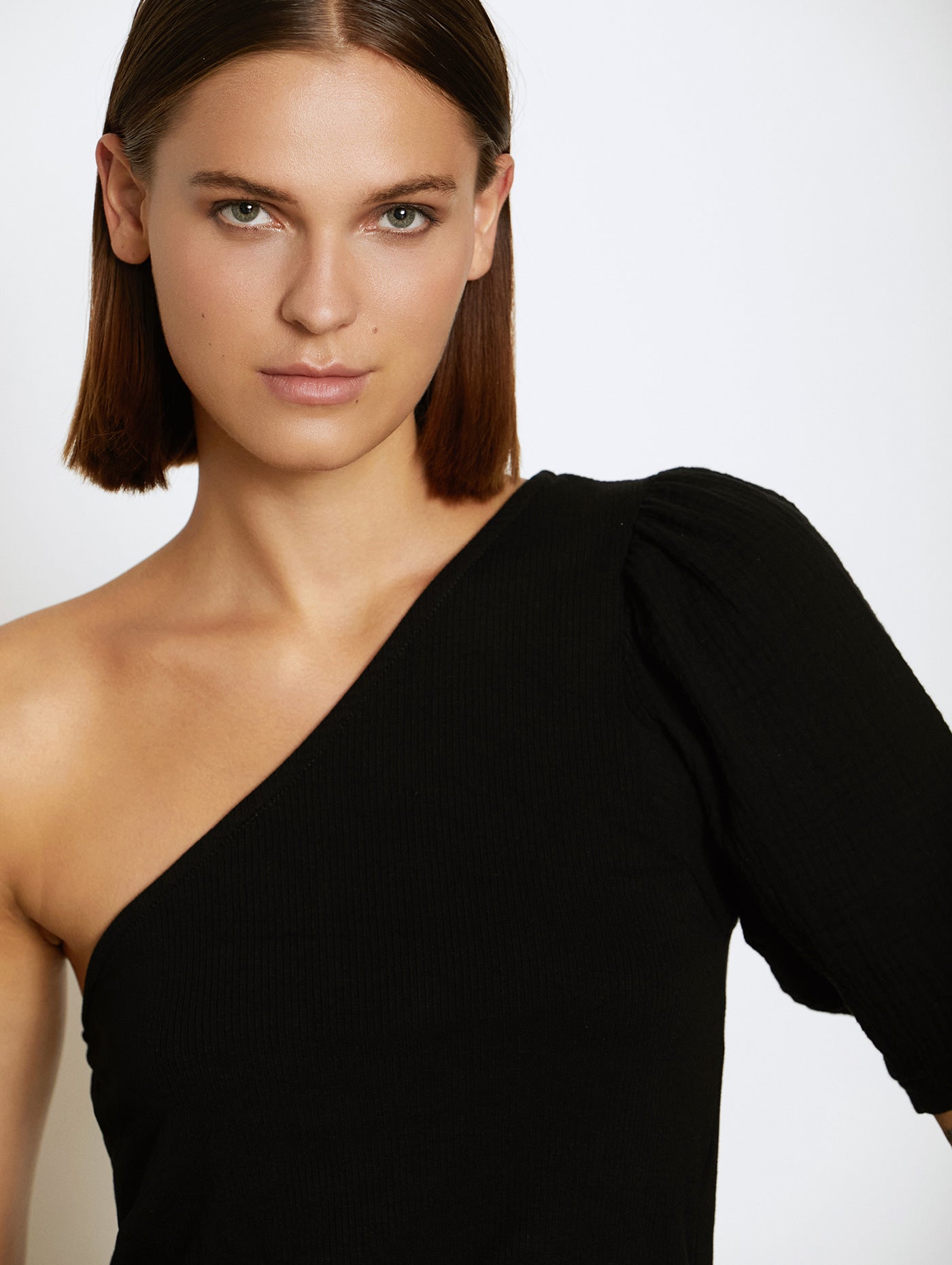 Skatie Asymmetric Top in Khol