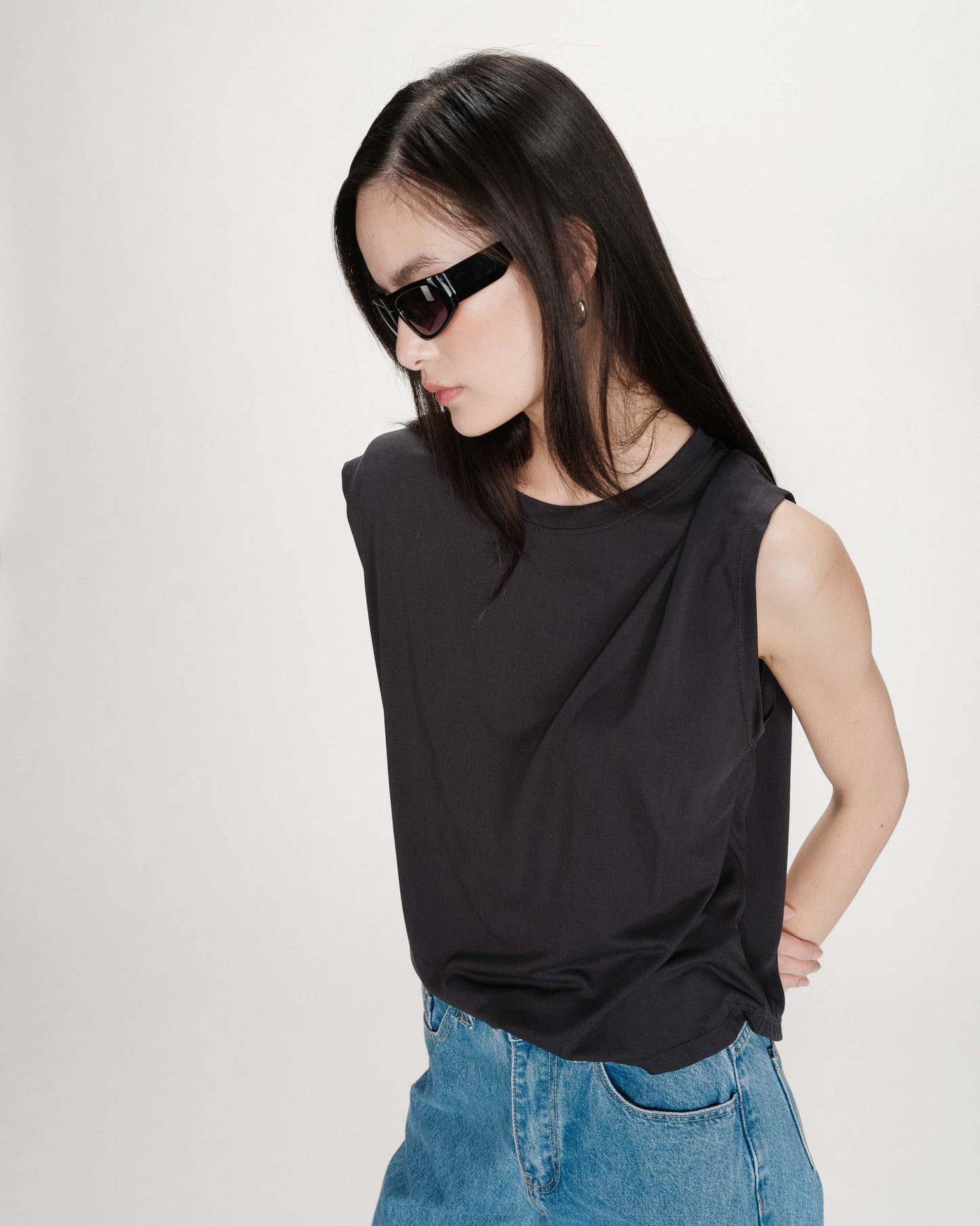 Grace & Mila Rimbaud Modal Wide T-shirt in Carbon