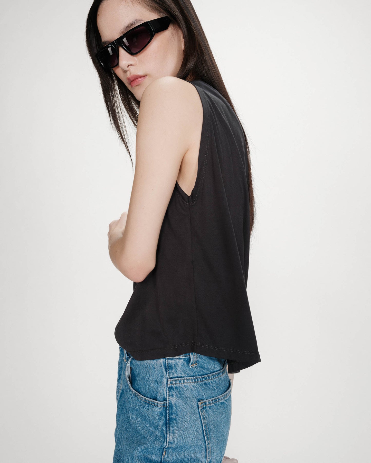 Grace & Mila Rimbaud Modal Wide T-shirt in Carbon