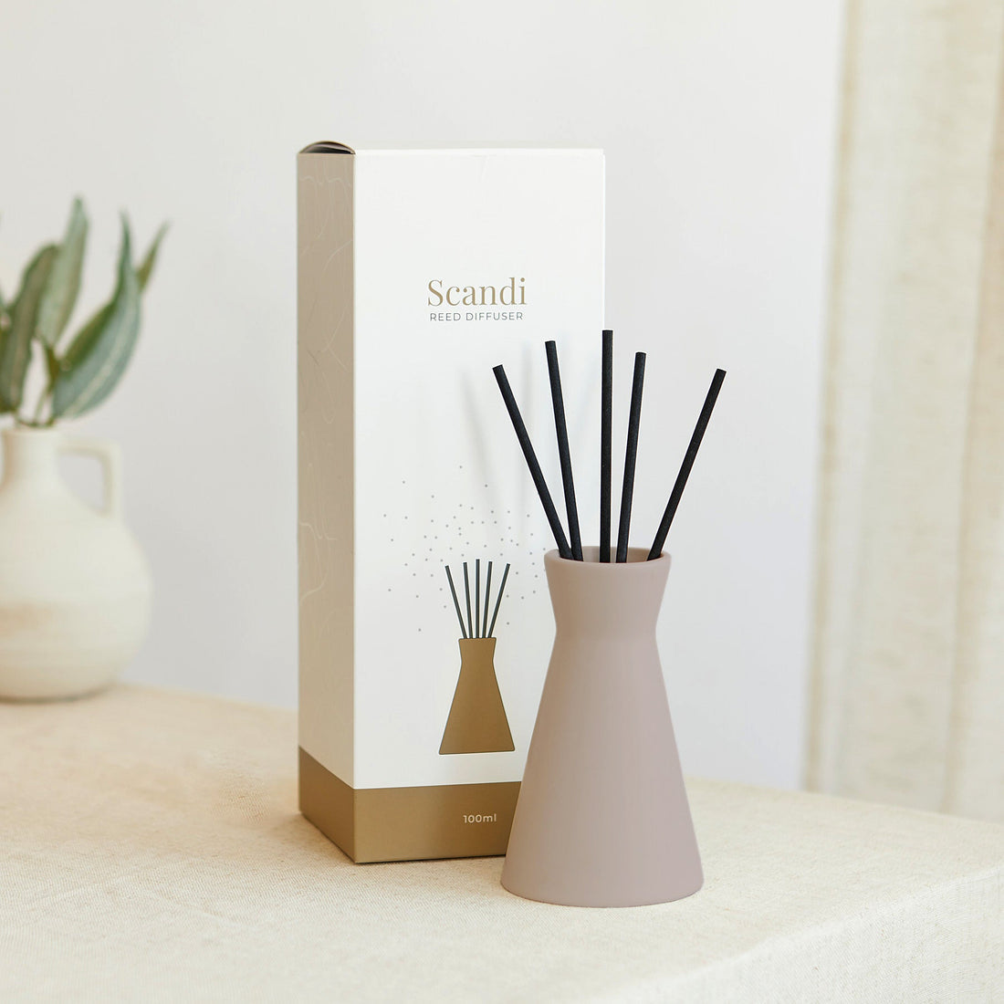 Zesty Lemons Scandi: Mocha Reed Diffuser - Myrrh & Tonka