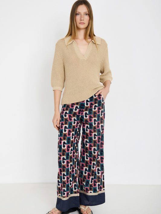 Skatie Retro Print Trousers in Geranium