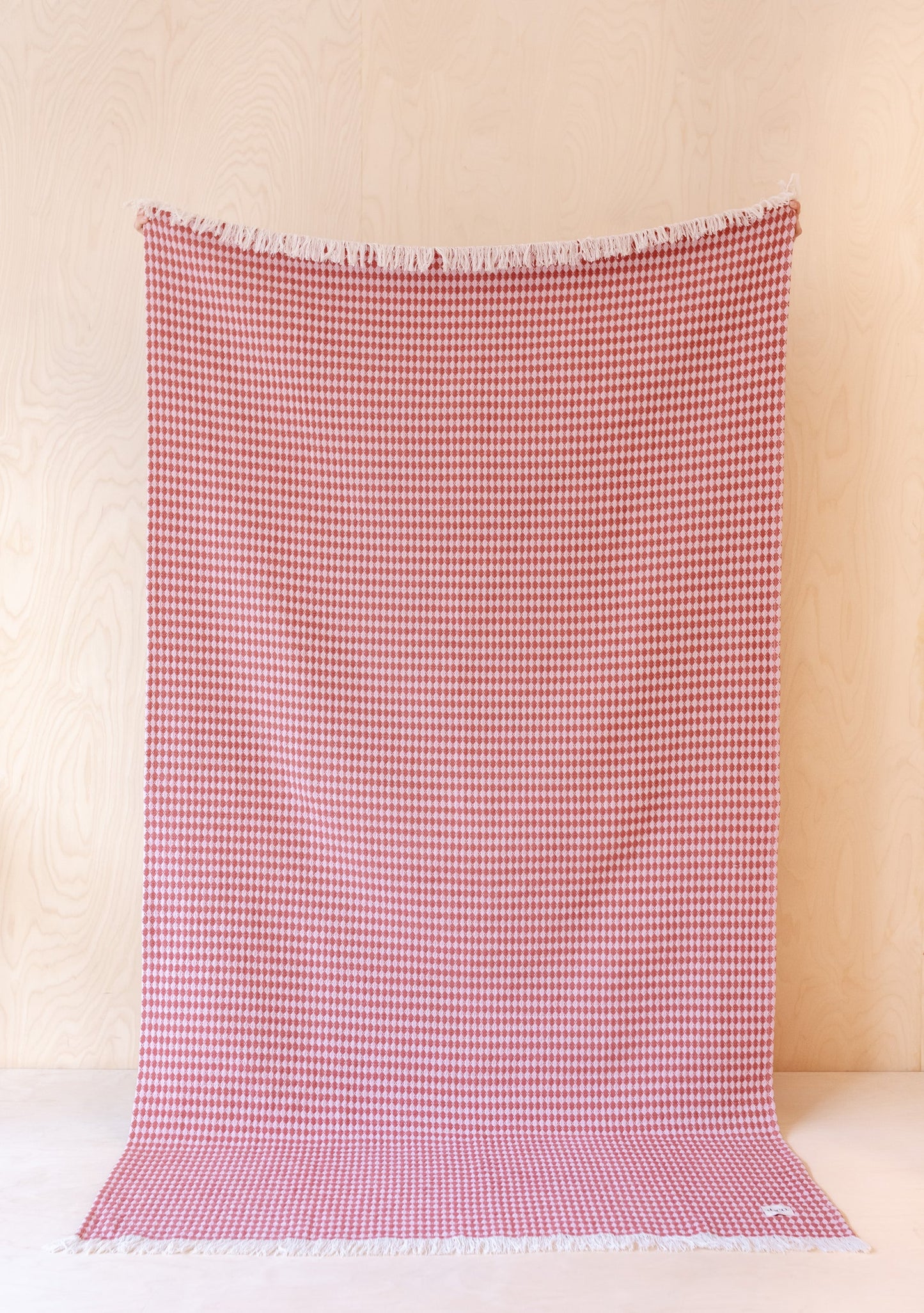 TBCo Cotton Throw  Pink Argyle