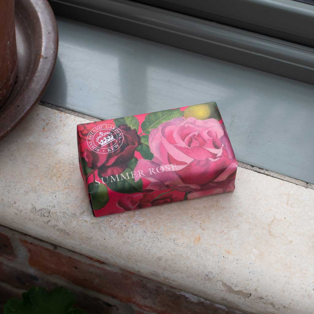 The English Soap Company - Kew Gardens Summer Rose Soap
