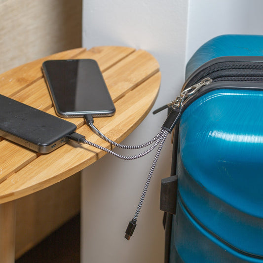 Kikkerland 3-in-1 Charging Keyring