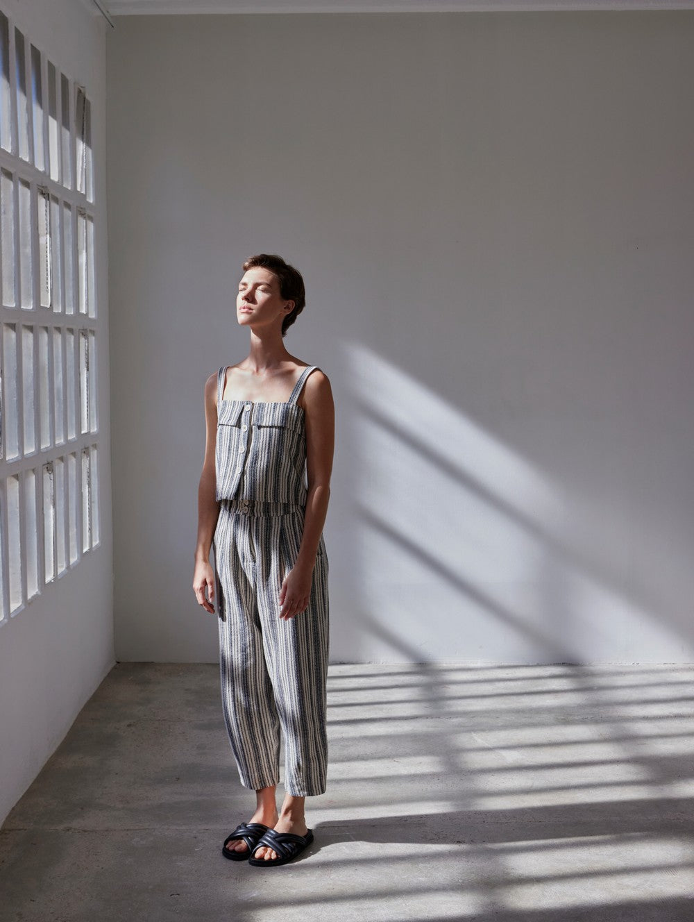 Rustic Fabric Trousers in Navy Skatie