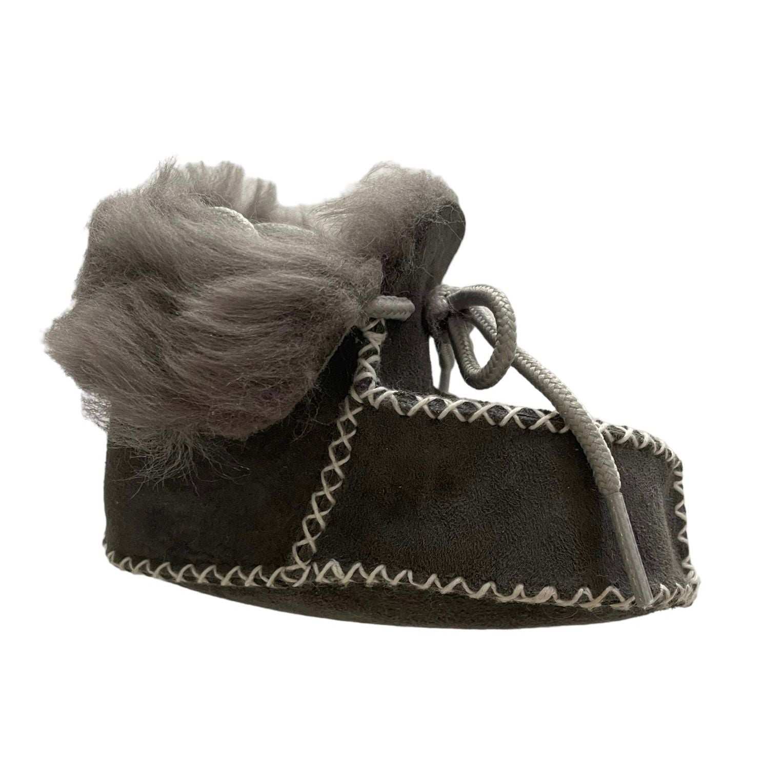 Sheepskin baby booties in grey with cord tie