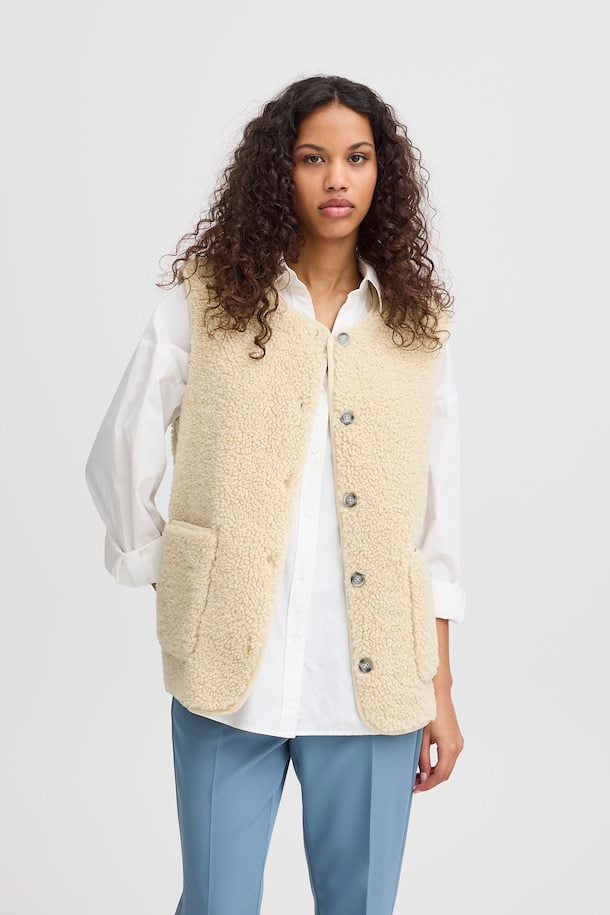 ICHI Fanza Waistcoat in Almond Milk