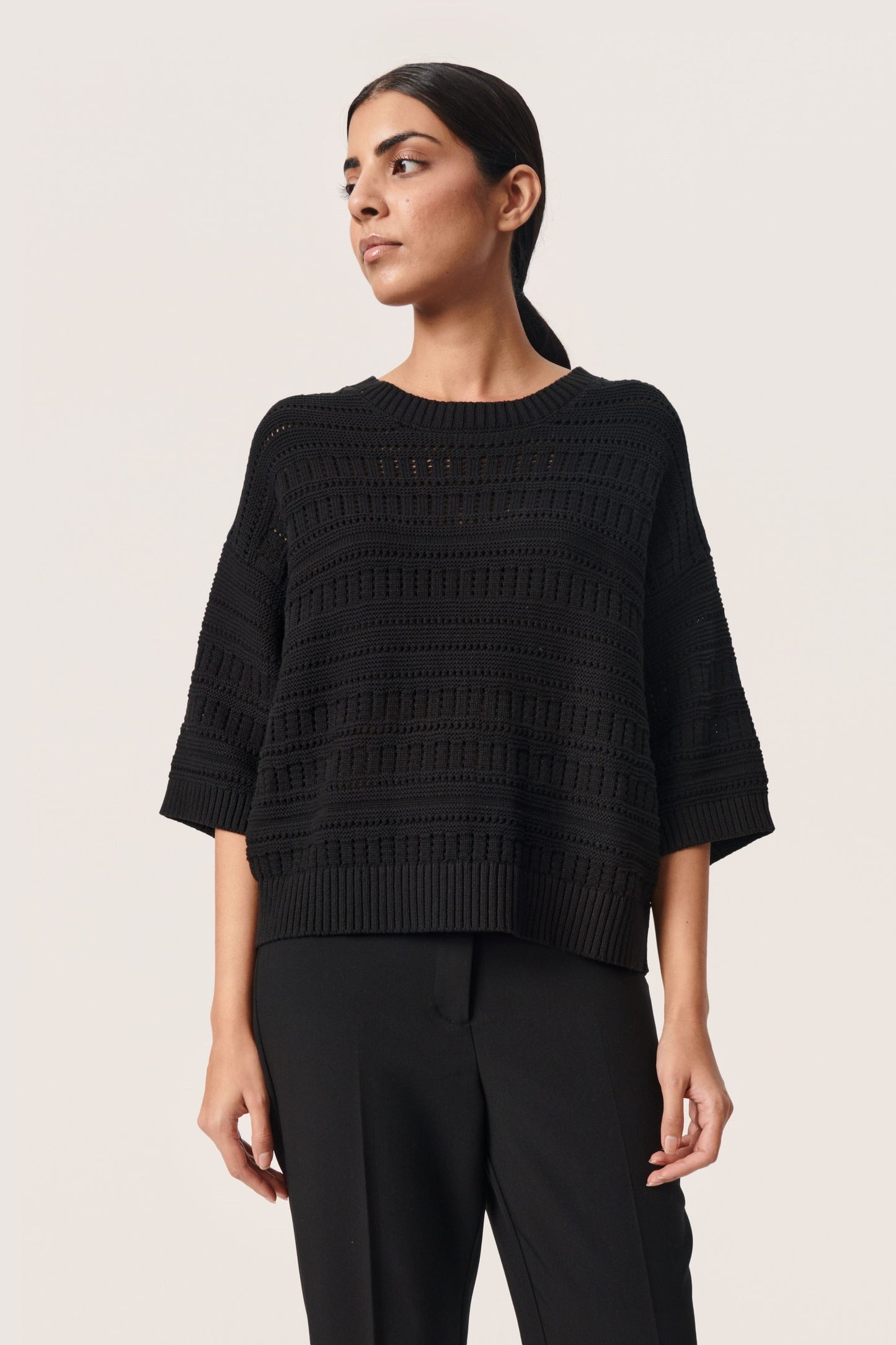 Soaked in Luxury Rava Rinna Pullover in Black