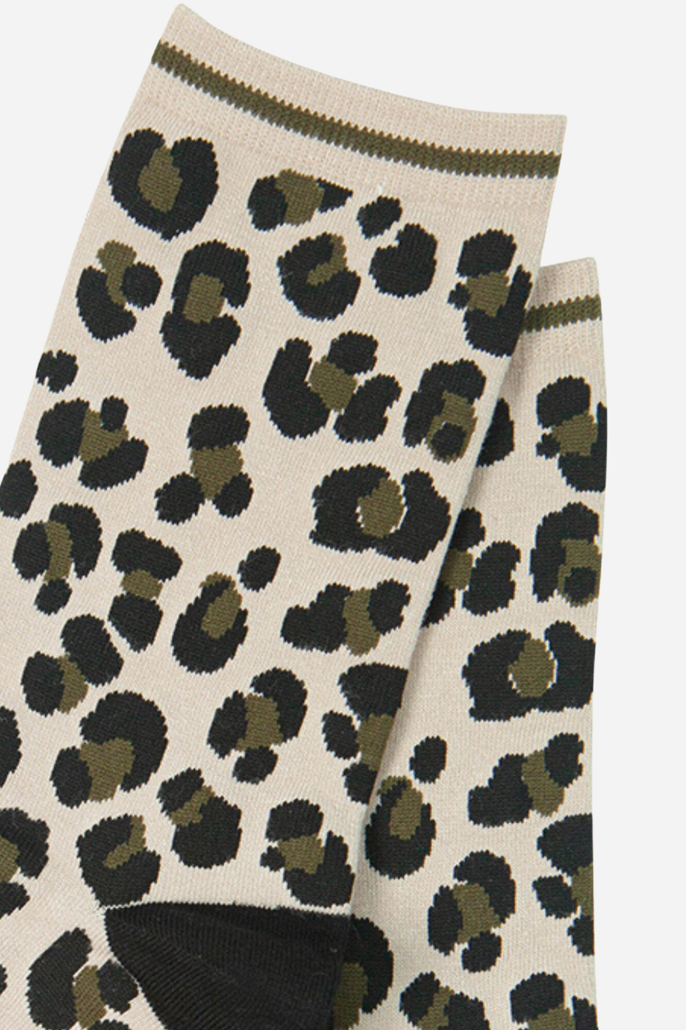 Women's All Over Leopard Print Bamboo Socks Cream