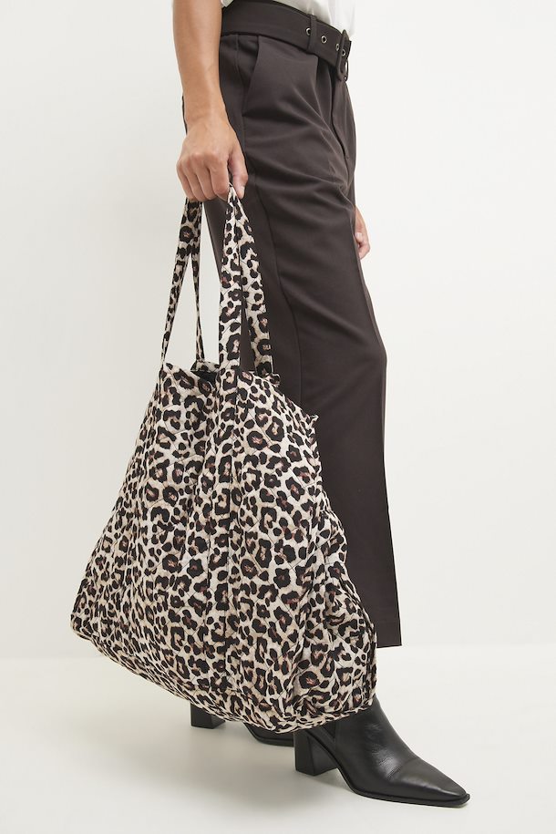 KAFFE Jane Quilted Bag in Feather Grey Leo