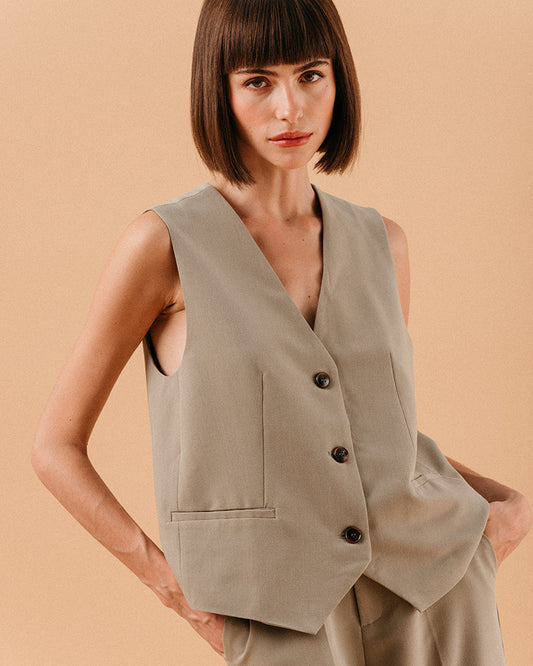 Grace & Mila khaki waistcoat, loose fit with welt pockets