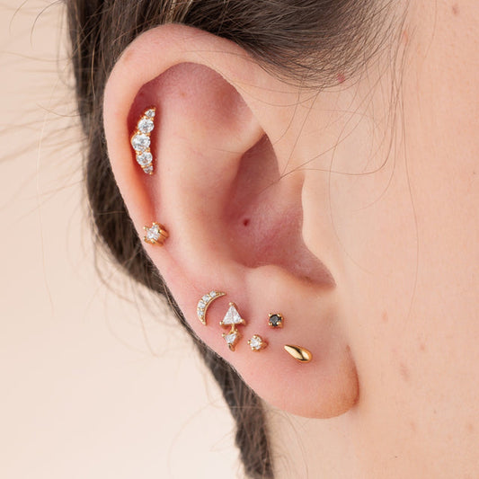 Helix Curve Sparkling Single Flat Back Earring