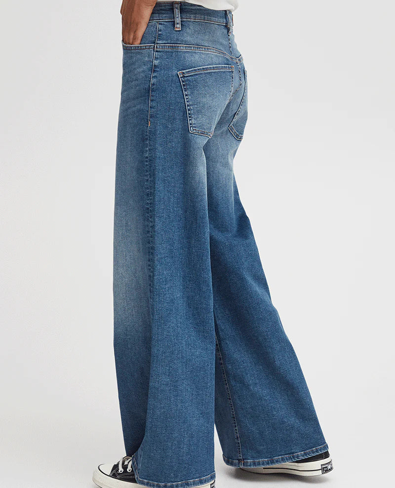 ICHI Twiggy Wide Denim Medium Blue Jeans