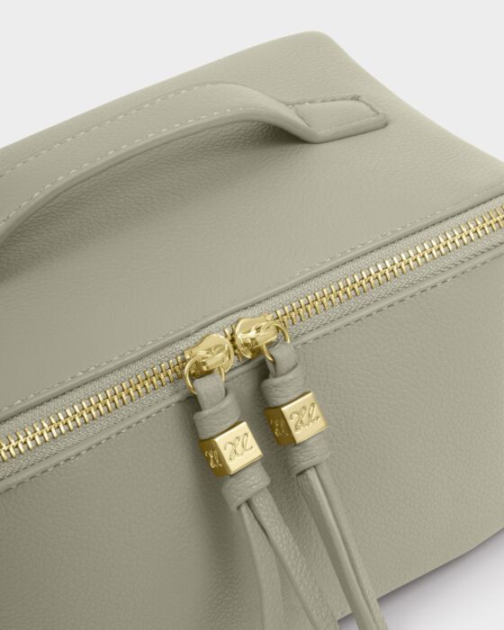 Katie Loxton Soho Medium Make Up/ Wash Bag in Green Mist