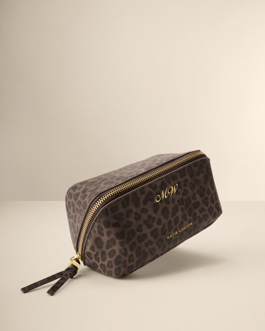Katie Loxton Soho Medium Make Up/ Wash Bag in Leopard
