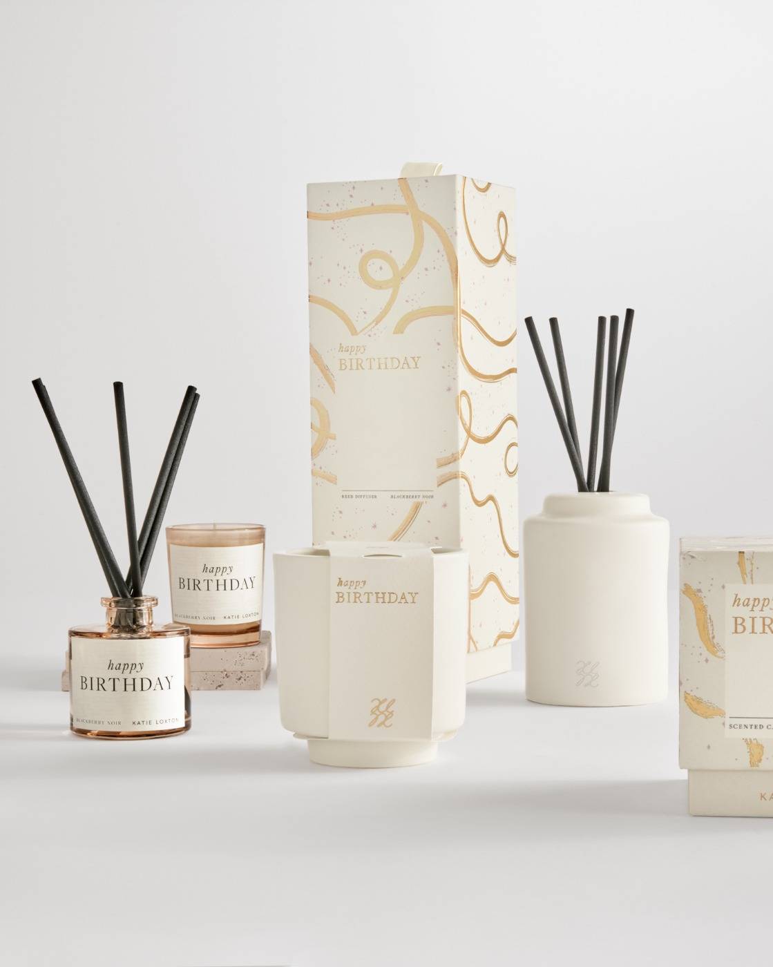 Katie Loxton Ceramic Sentiment Reed Diffuser 'Happy Birthday' in Blackberry Noir