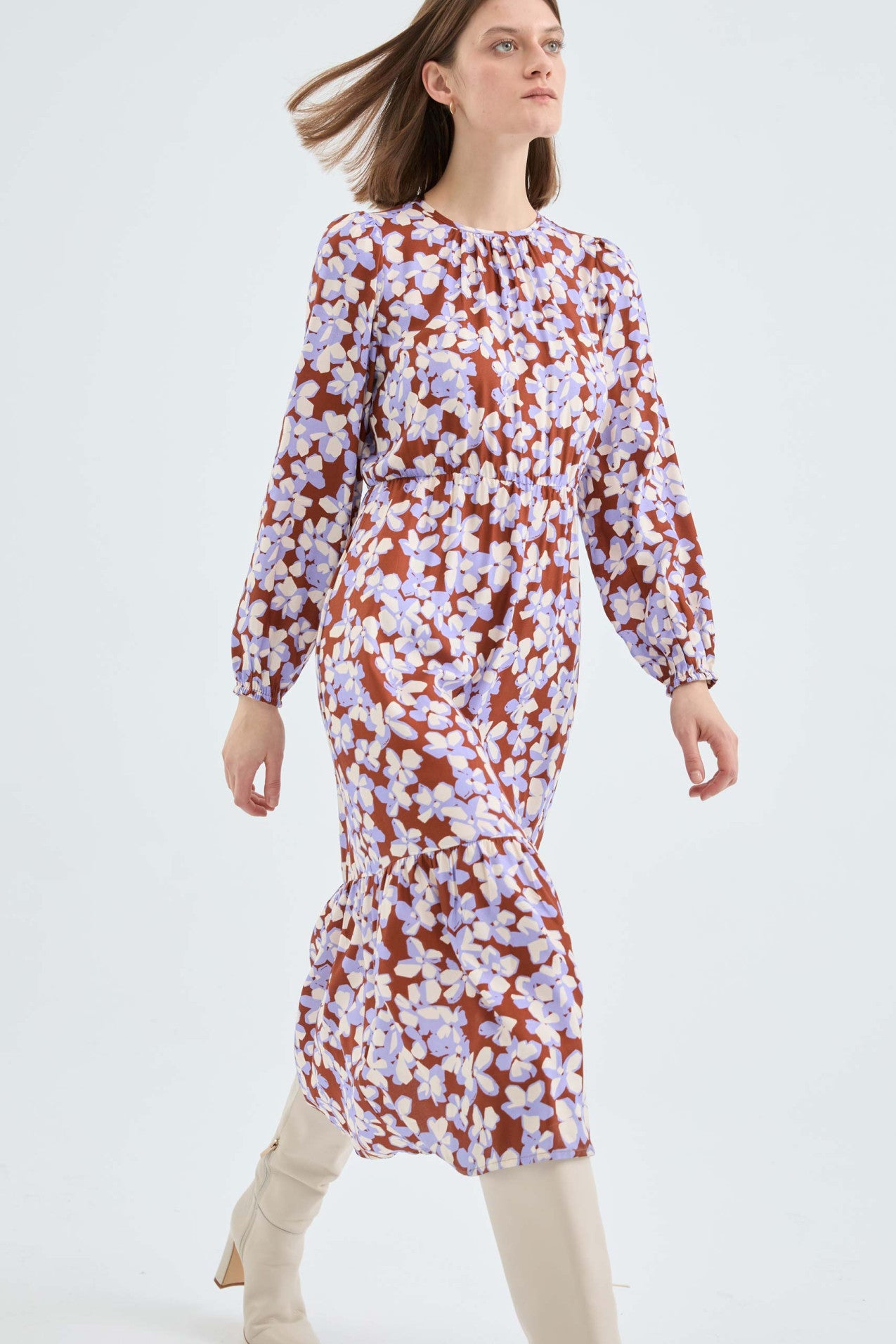Compania Fantastica Midi flared dress with flower print