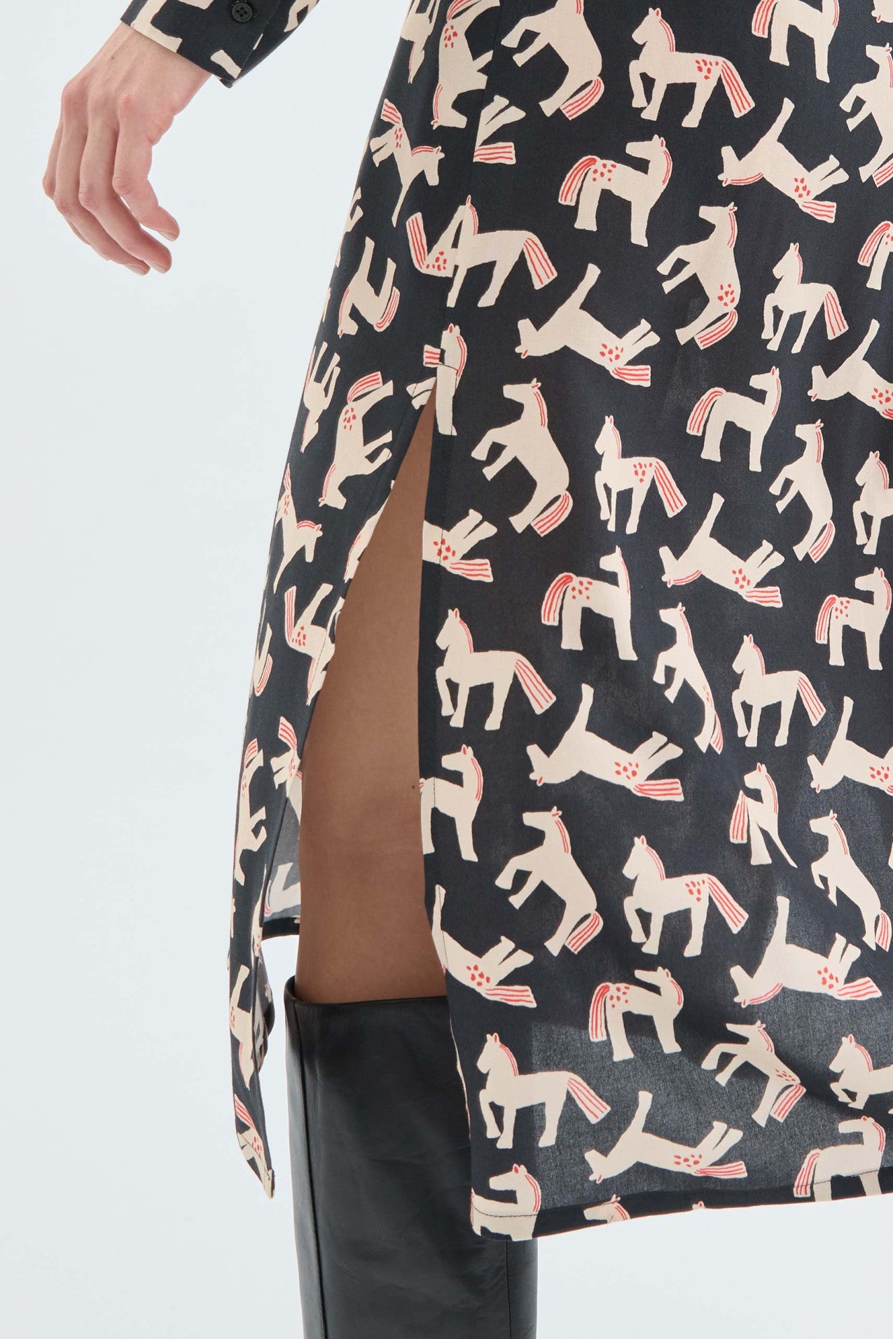 Compania Fantastica Midi Shirt dress with animal print