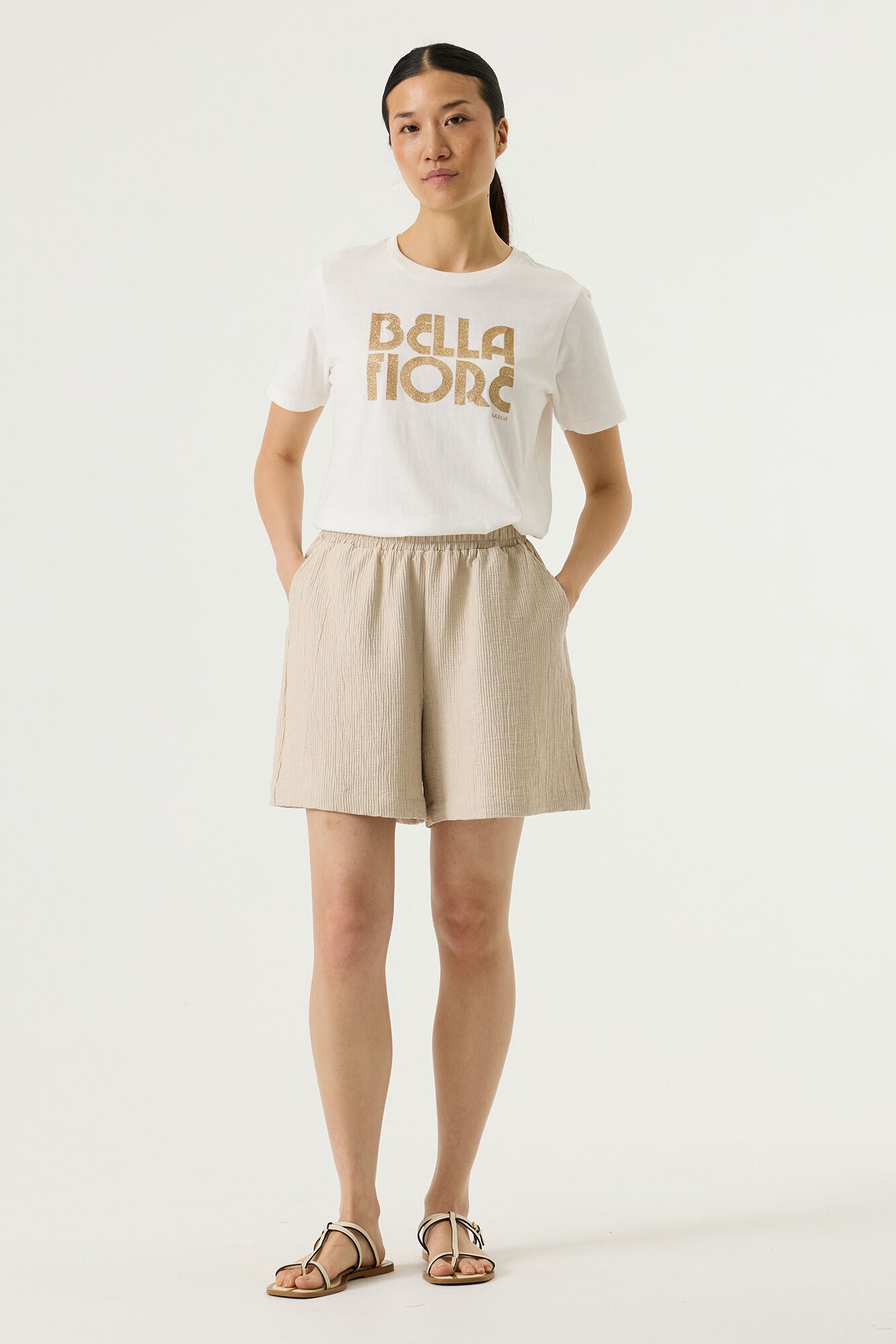 Garcia Bella Flore Slogan T-shirt in Off White