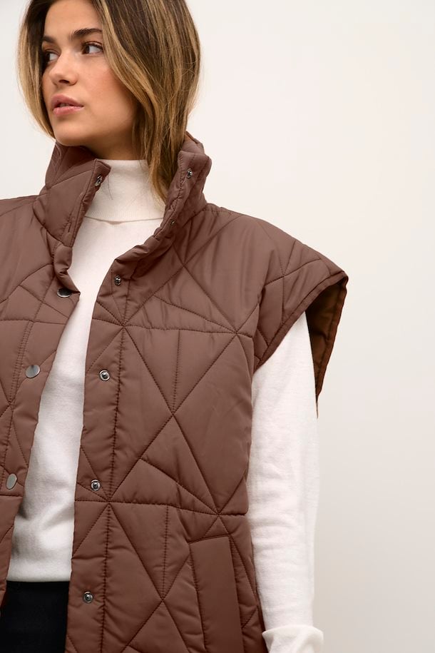 KAFFE Pili Waistcoat in Soft Slit