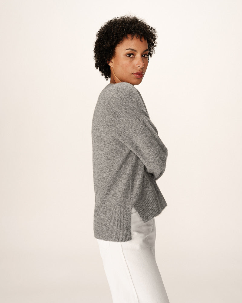 Grace & Mila Pacifico Grey Pullover