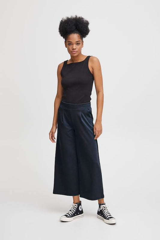ICHI Kate SUS Ankle Length Trousers in Total Eclipse
