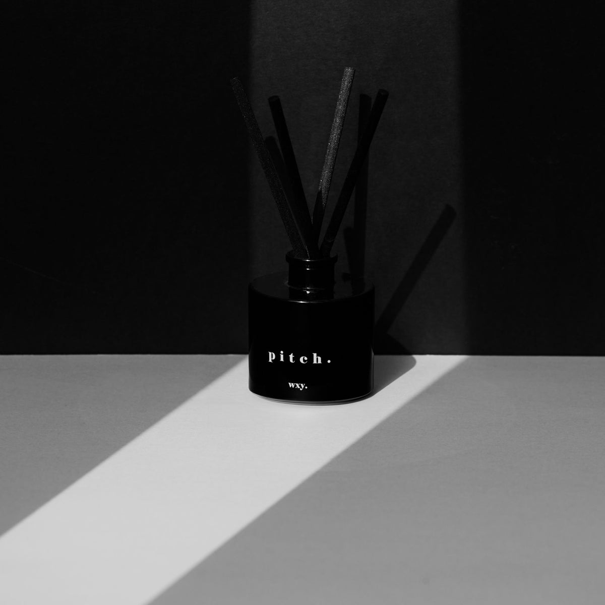 WXY. Diffuser - Pitch - Blood Orange & Santal Embers