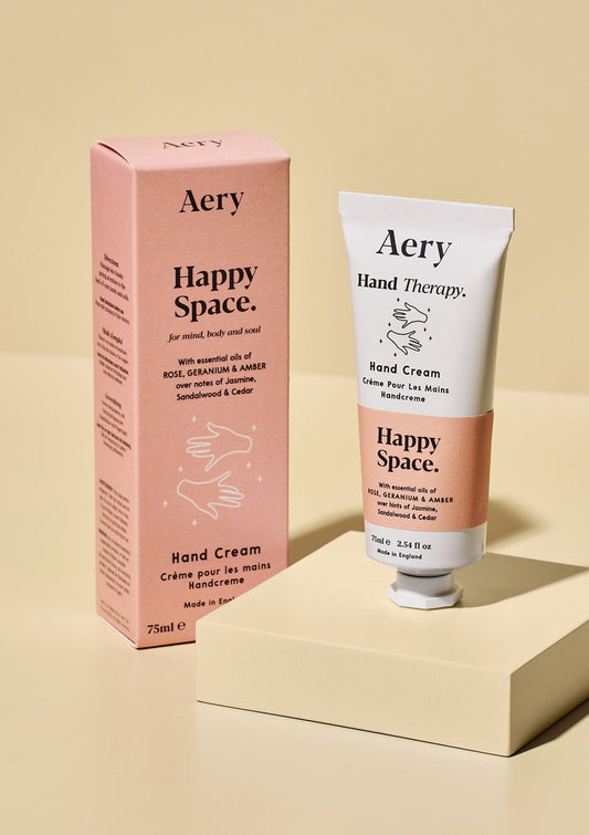 a luxuruios and nourishing handcream scented with Rose Geranium and Amber